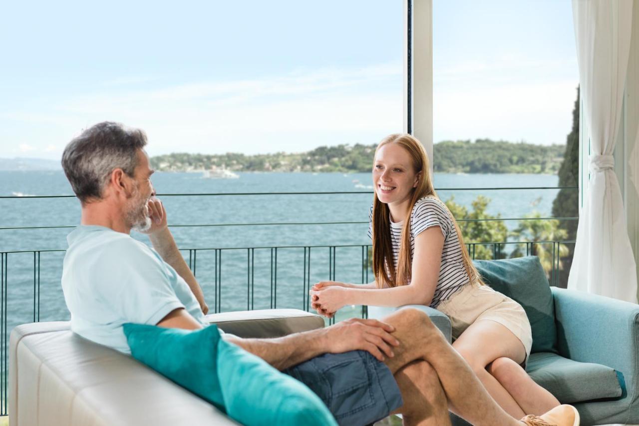 Luxury Lake View Apartments Salò Kültér fotó
